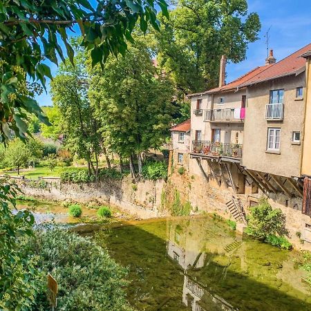 Les Volets Rouges Bed and Breakfast Arbois Exteriör bild